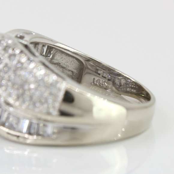 14K White Gold Baguette & Round Diamond Statement Ring - Picture 7 of 7